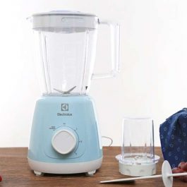 Máy xay sinh tố Electrolux EBR3416